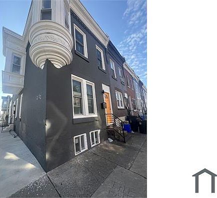 2nd image of 2400 W Oakdale St #2