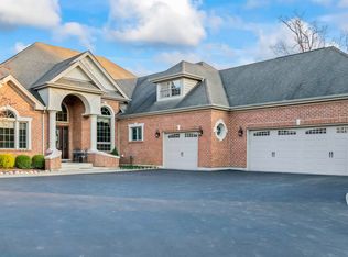 30W259 Lakewood Ct, Wayne, IL 60184