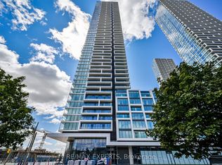 950 Portage Pkwy #5910, Vaughan, ON L4K 4Z4