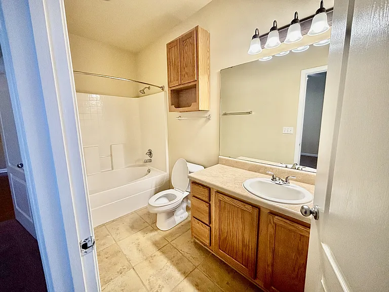 Arbor Place Apartments — Photo 43