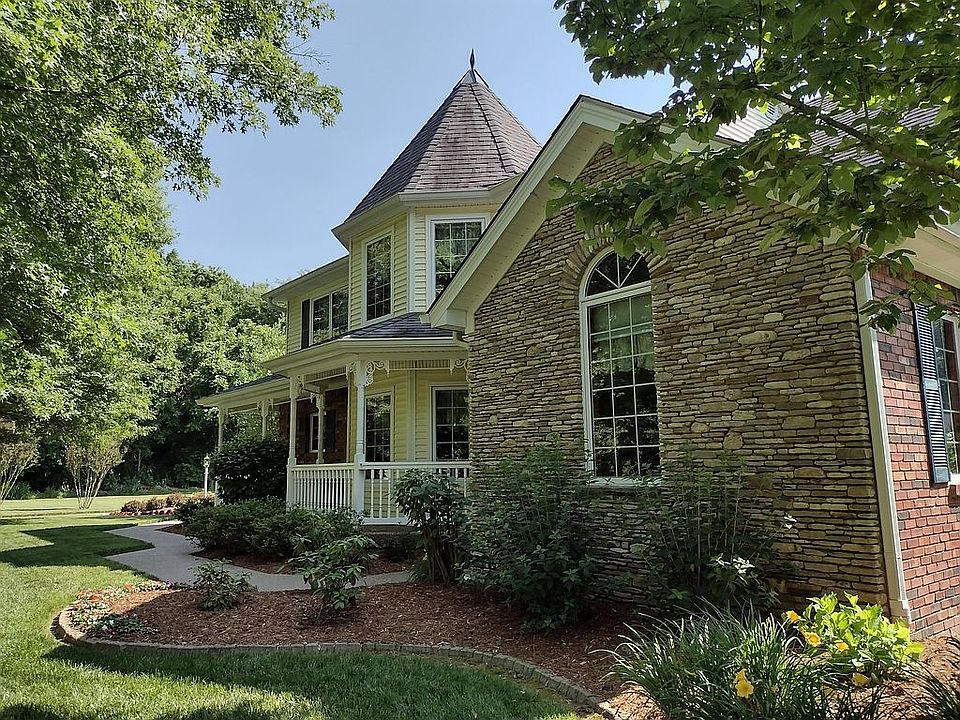 1701 Fox Hollow Way, Jeffersonville, IN 47130 Zillow