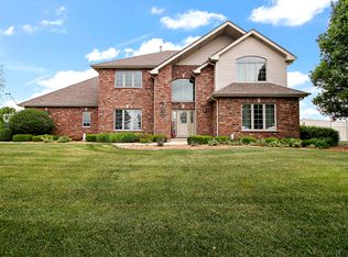 1007 Granite Dr, Manteno, IL 60950