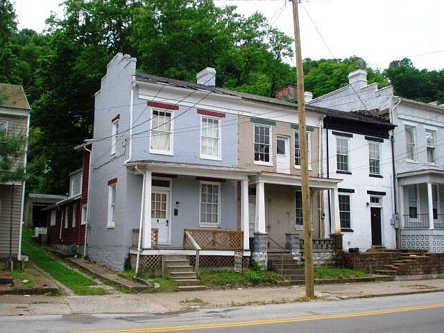 1st image of 330 W Second St