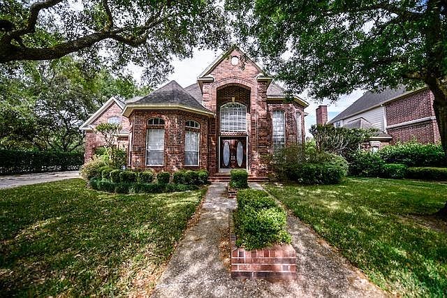 1st image of 3003 E Hickory Park Cir