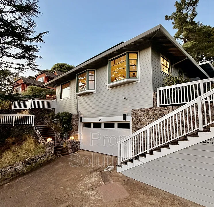 74 Bay Vista Dr