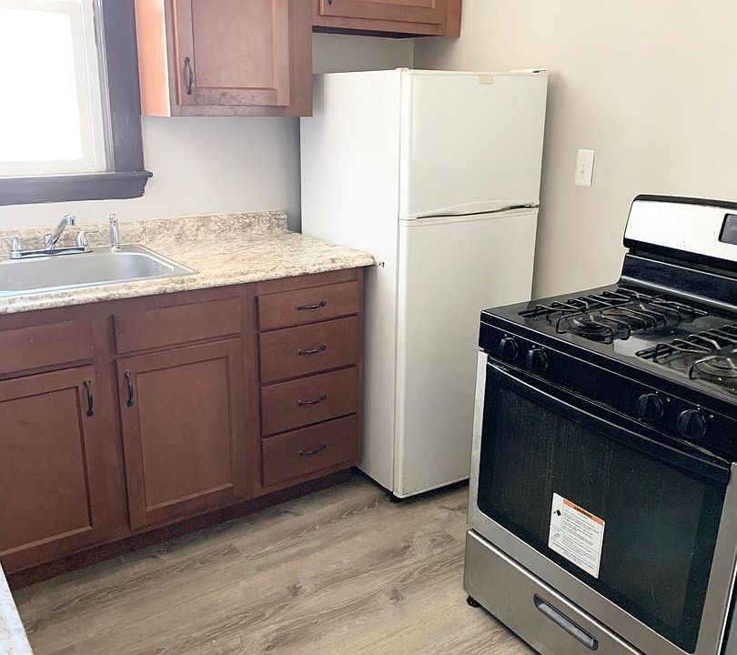 1st image of 6 Highland Ave #8-11A