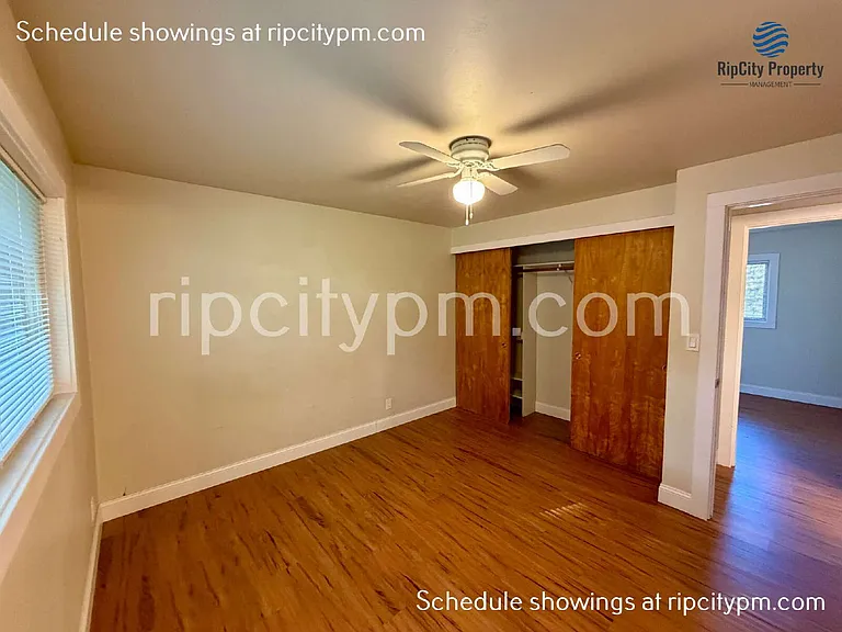 11430 SW 121st Ave — Photo 13