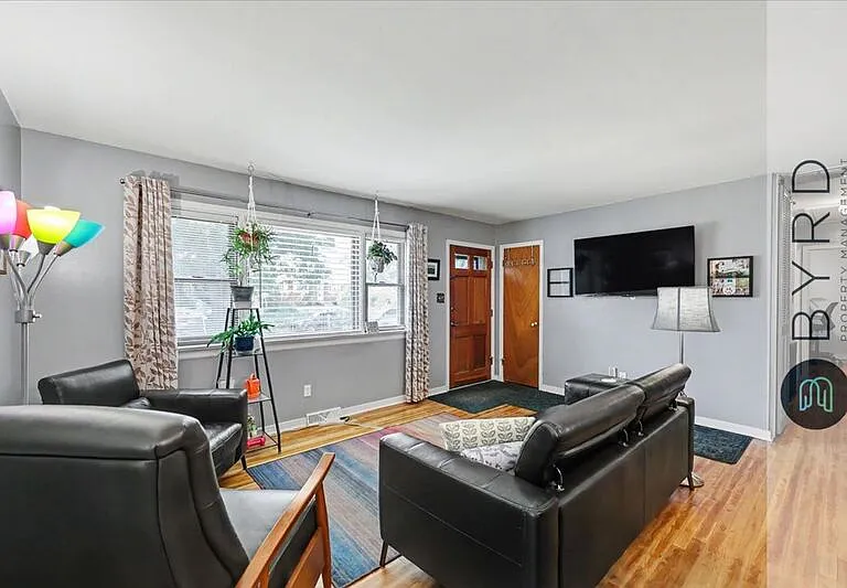 3708 Grandel Dr — Photo 8