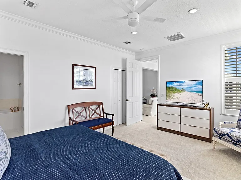 1890 Tarpon Ln #302 — Photo 14
