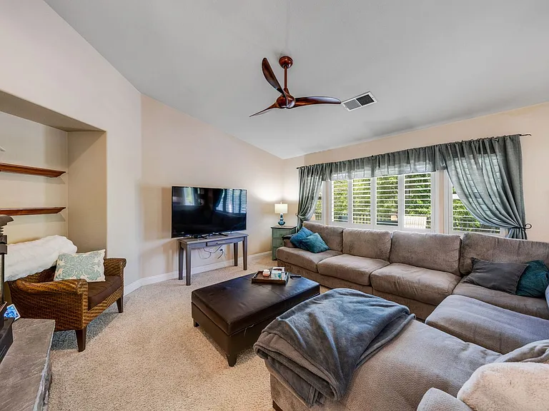 4011 Prairie Falcon Dr — Photo 10