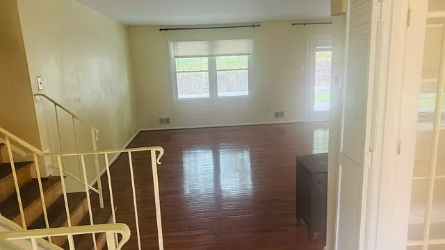 9715 Aspen Hollow Way — Photo 5