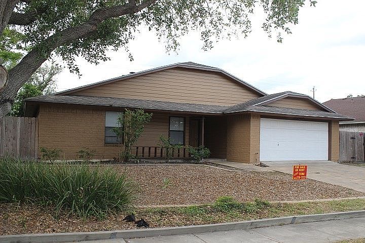 1st image of 6837 Braesvalley Dr