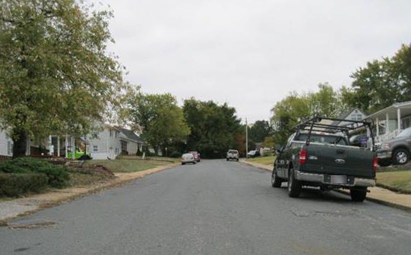 2nd image of 604 Minnerva Rd
