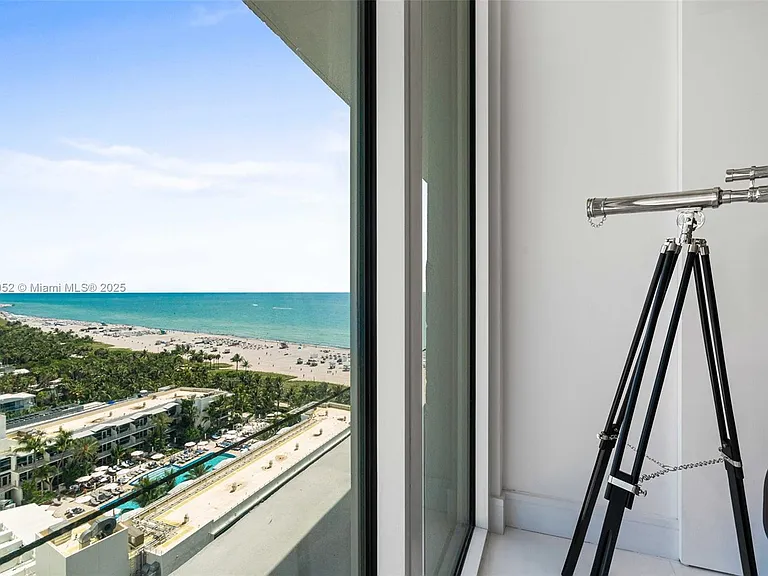 100 Lincoln Rd #Penthouse 6 — Photo 9