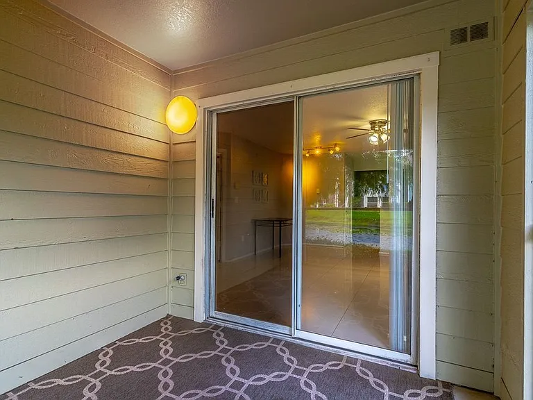 5124 Park Central Dr #517 — Photo 23