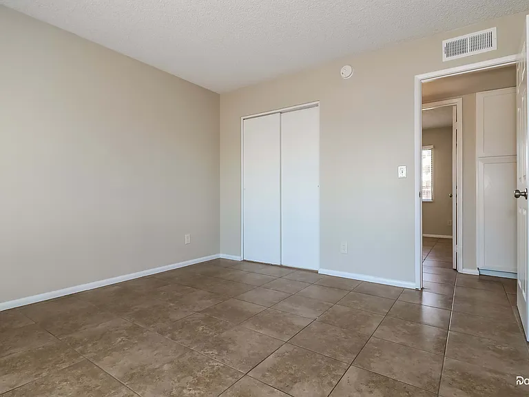 4810 W Desert Cove Ave — Photo 13