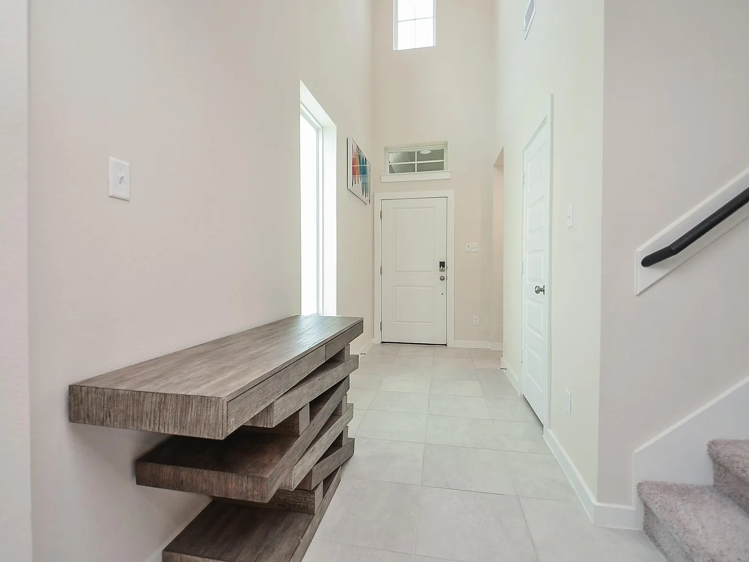 4 bed, 2.5 bath, 2158 sqft, $2,500 — Photo 4