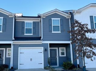 3037 Belstock Ct, Charlotte, NC 28216