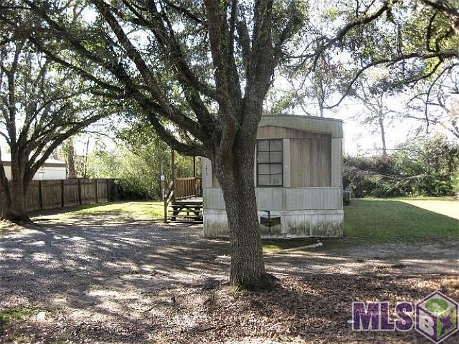 1st image of 12415 Dutchtown Ln