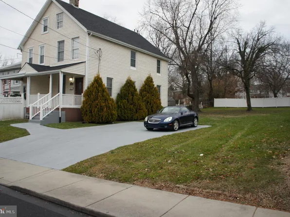 1020 Elmwood Ave, Sharon Hill, PA 19079