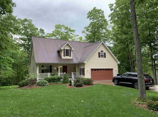 506 Arcadia Dr, Harbor Springs, MI 49740