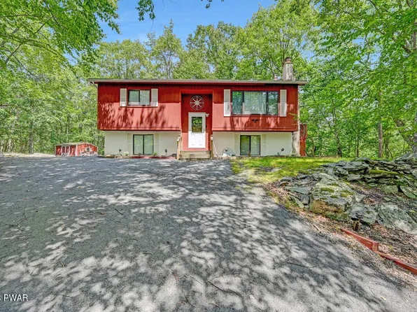 113 Cannonball Ct, Lackawaxen, PA 18435