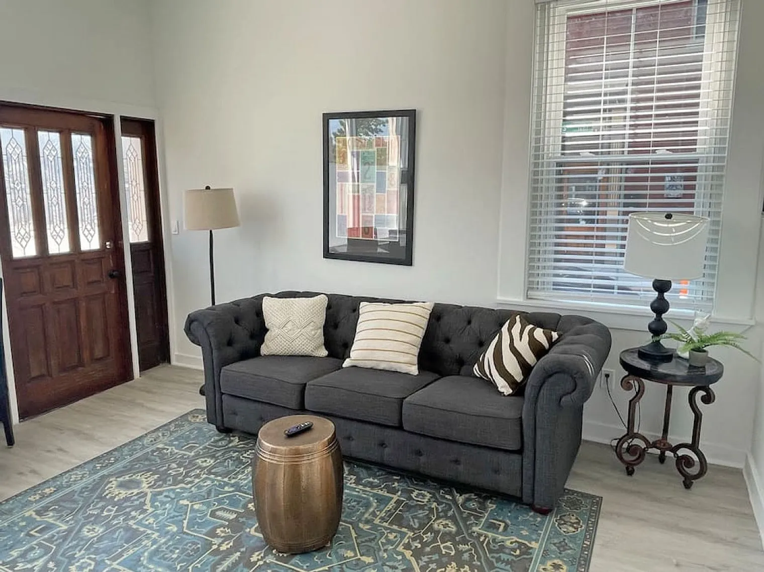5 bed, 4.0 bath, 2798 sqft, $9,668 — Photo 2
