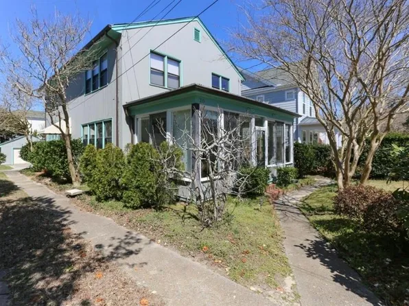 215 66th St, Virginia Beach, VA 23451