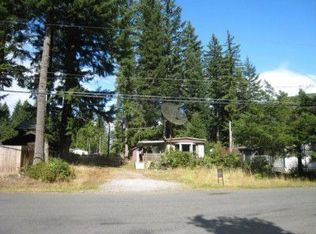 8522 Golden Valley Dr, Maple Falls, WA 98266