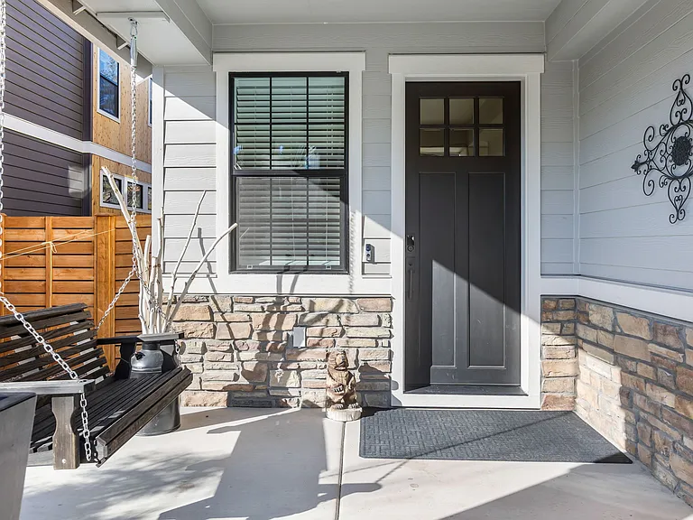 19318 SW Marshmallow Pl — Photo 2