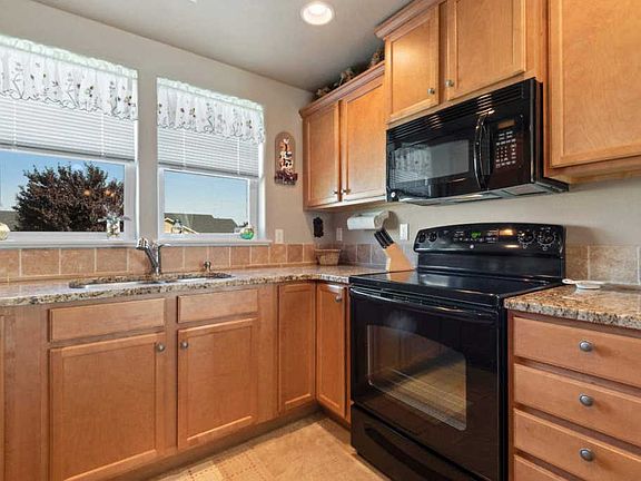 5th image of 12411 W 1st Ave