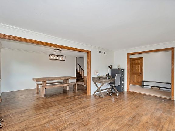 5th image of 825 Walnut Dr