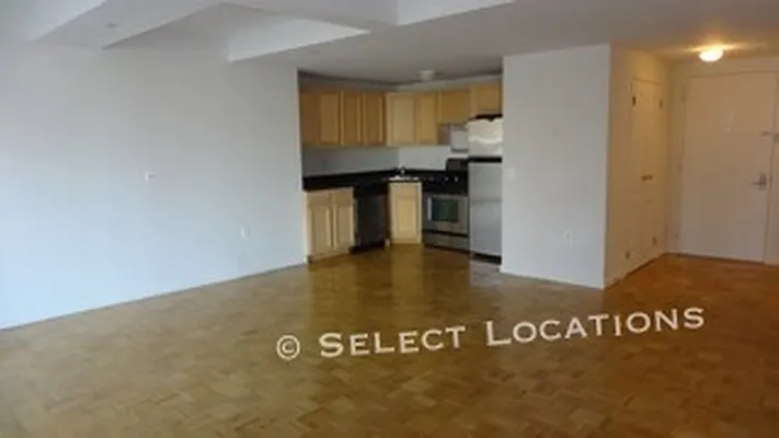 Rented by Select Locations Inc. | media 3