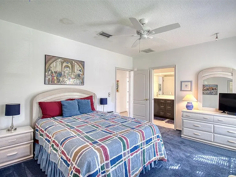 131 Sands Point Dr — Photo 14