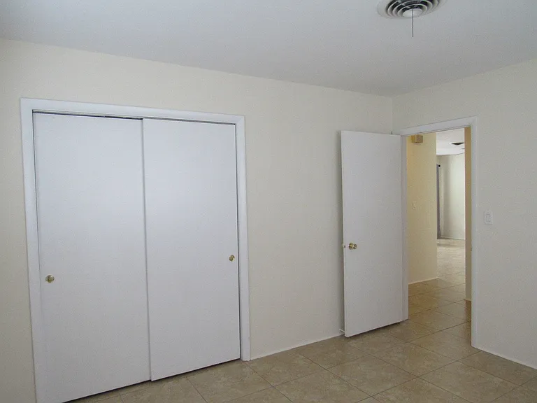 1911 NE 27th Ct #3 — Photo 16