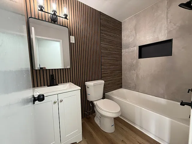 5597 Kenton Ave — Photo 10