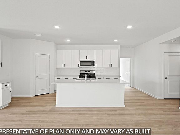 5th image of 27548 Evergreen Cone Ln