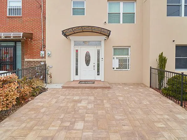 3707 Polar St, Brooklyn, NY 11224