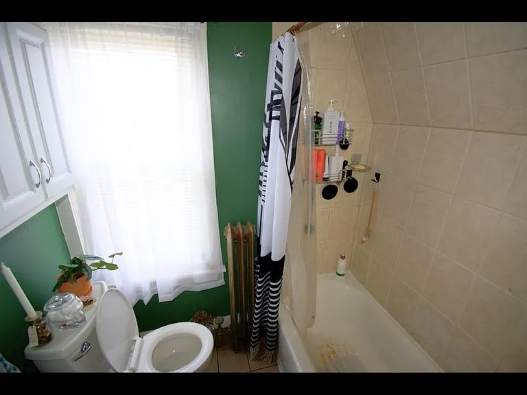 12 Spring St #4 — Photo 12