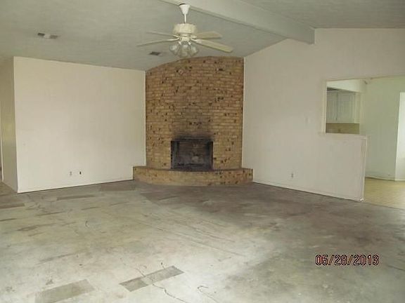 5th image of 1407 Glenhill Ln