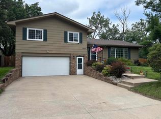 4001 Cheyenne Blvd, Sioux City, IA 51104