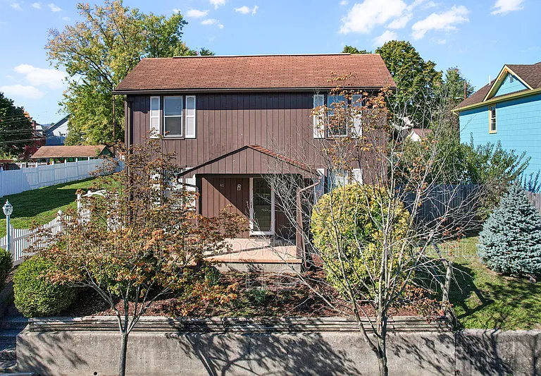 41 South St — Photo 2