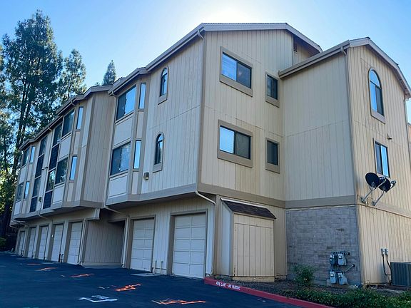 2nd image of 16950 Sorrel Way