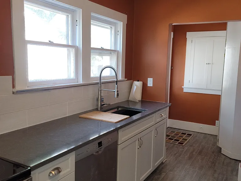 1909 Cedar St #D — Photo 5
