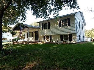 432 NE Forest Ave, Topeka, KS 66616