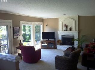 6024 SW Kruse Ridge Dr, Portland, OR 97219