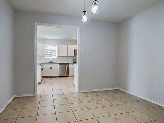 5th image of 7043 Rockergate Dr