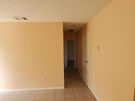 4th image of 7564 Mesa St
