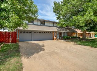 8125 Willow Creek Blvd, Oklahoma City, OK 73162
