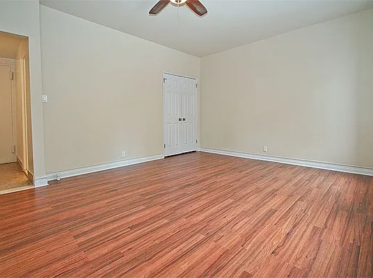 Rented by SW Queens Mezzanine | media 4